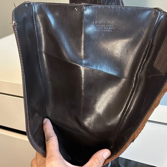 Steve Madden Vintage Latoya Brown Croc-Embossed Knee-High Boots with chunky heel - Picture 6 of 9